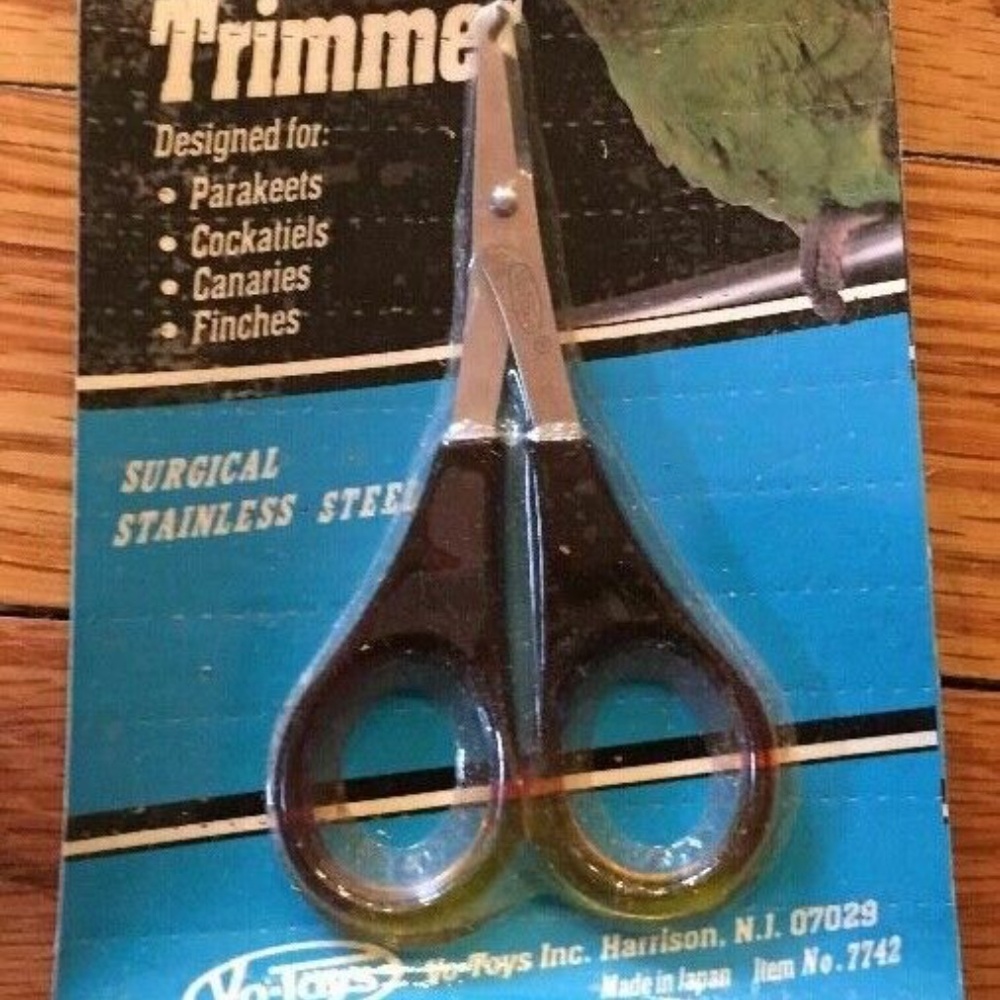Vo-Toys metal tip plastic handle small bird nail & feather clipper trimmer